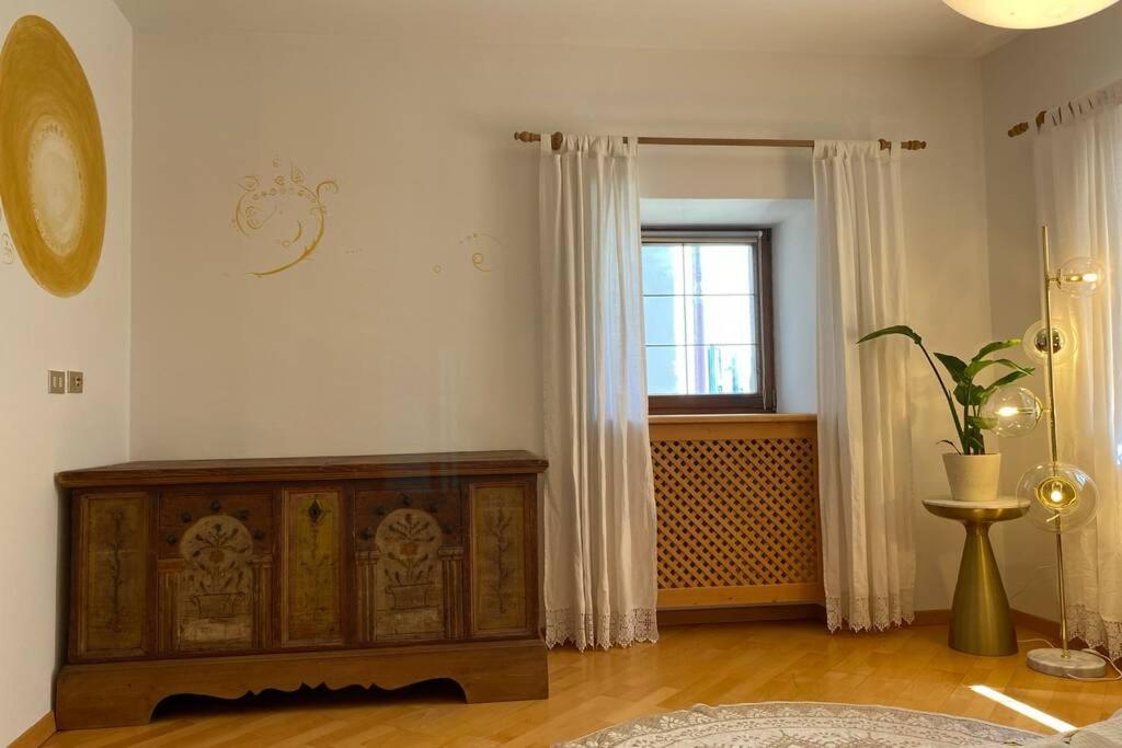 Grosse Wohnung Mit Garagenparkplatz Фіє Екстер'єр фото